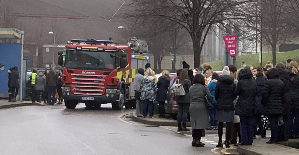 Fire evacuation at a hospital building <span class="mw-valign-text-top" typeof="mw:File/Frameless"><a href="//commons.wikimedia.org/wiki/File:Fire_evacuation_at_a_hospital_building_-_geograph.org.uk_-_6738848.jpg#ooui-php-4" title="Edit this at Structured Data on Commons"><img decoding=