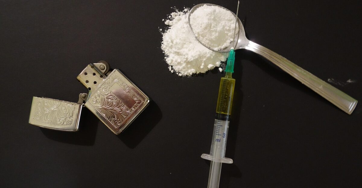 addiction problem syringe health forbidden overdose illegal danger dangerous brown health brown death