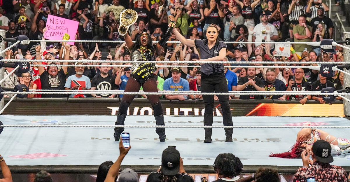 Naomi - WWE