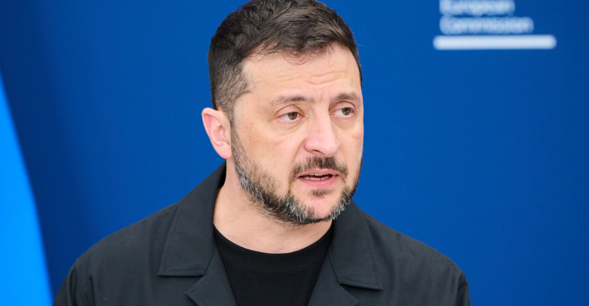 On 17 August 2025, Ursula von der Leyen, President of the European Commission, received <a href="https://en.wikipedia.org/wiki/Volodymyr_Zelenskyy" class="extiw" title="w:Volodymyr Zelenskyy">Volodymyr Zelenskyy</a>, President of Ukraine. Together, they gave a press point.